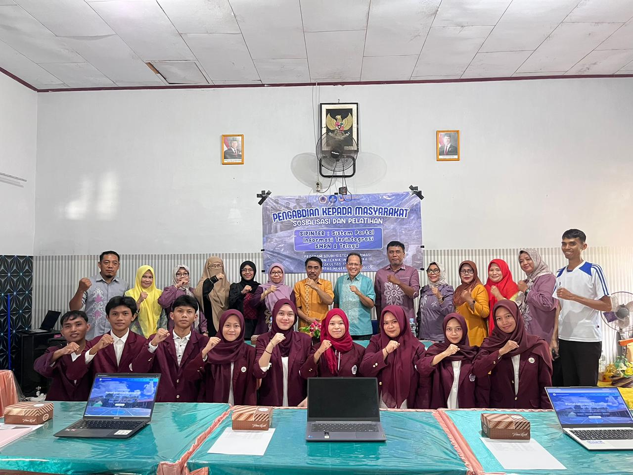 Di Balik SIPINTER, Ada Mahasiswa Sistem Informasi UNG yang Sedang Membangun Masa Depan Sekolah Digital